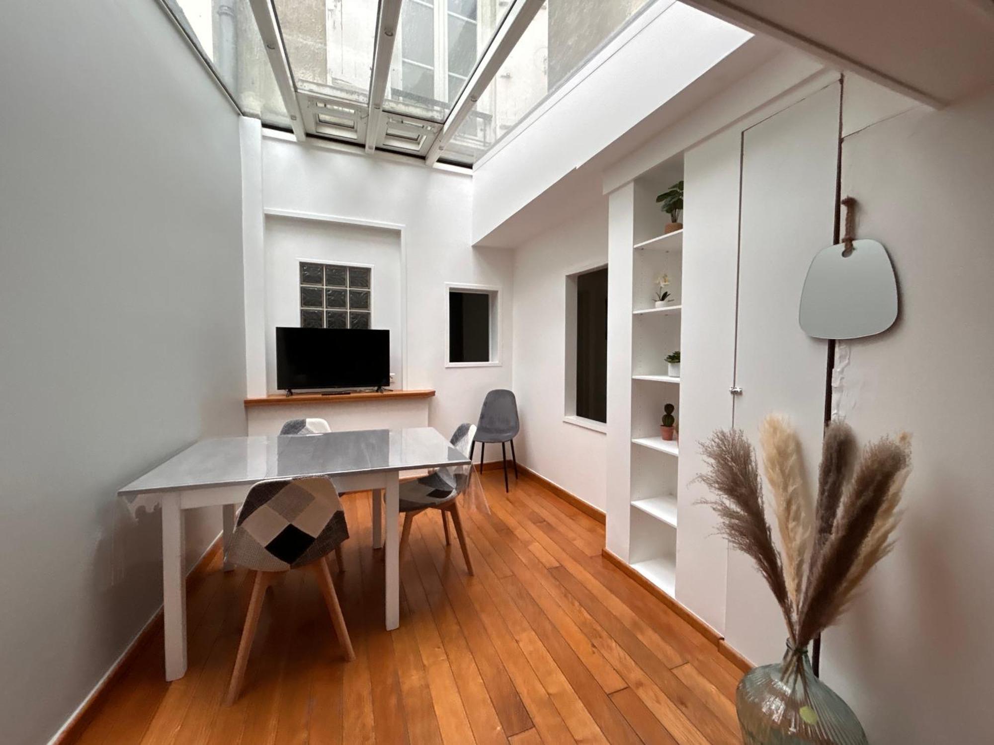 Home Preize Troyes Exteriér fotografie